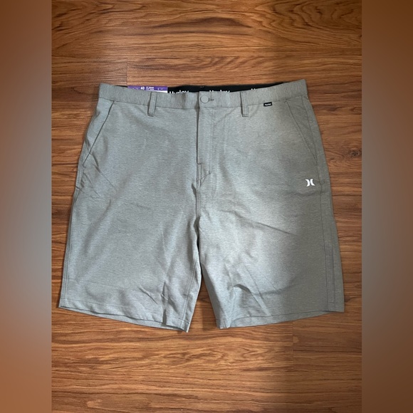 NWT Hurley Men’s Hybrid Walk Shorts Light Green Water Repel 4 Way Stretch Sz 40 - Picture 1 of 6